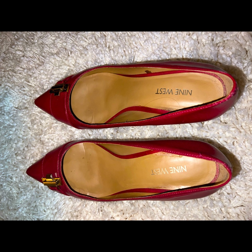 Leather, size 8, red kitten heels